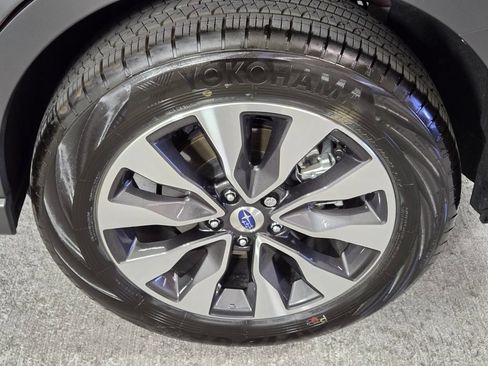 Certified 2025 Subaru Outback Limited AWD/4WD image 13
