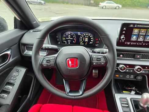 Used 2025 Honda Civic Type R image 22
