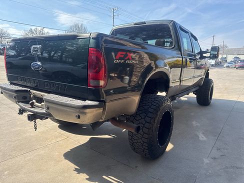 Used 2006 Ford F250 XLT image 4