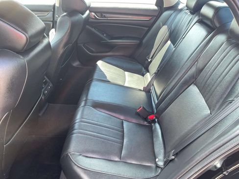 Used 2022 Honda Accord Touring image 27