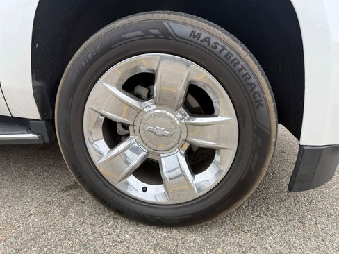 Used 2018 Chevrolet Tahoe Premier AWD/4WD image 10
