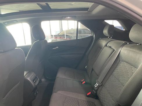 Used 2018 Chevrolet Equinox LT w/ Sun & Infotainment Package image 20