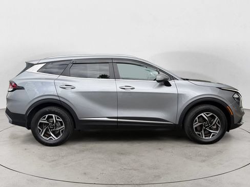 Used 2023 Kia Sportage LX AWD/4WD image 4