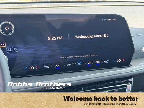 New 2026 Chevrolet Traverse LT w/ Sun and Wheel Package FWD image 28