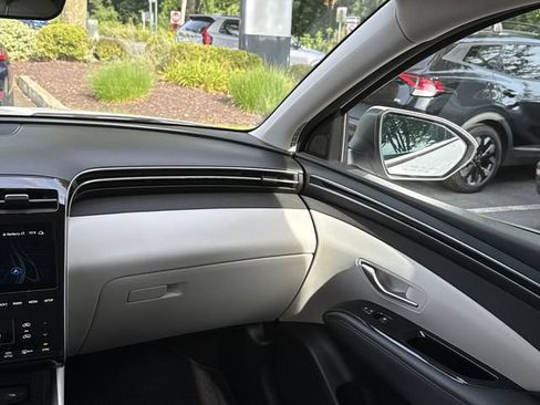 Used 2023 Hyundai Tucson Limited AWD/4WD image 23