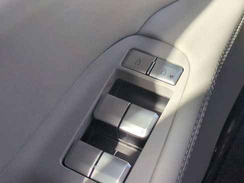 New 2025 Lincoln Navigator L Reserve image 23