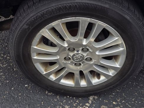 Used 2007 Toyota Sienna XLE Limited AWD/4WD image 9