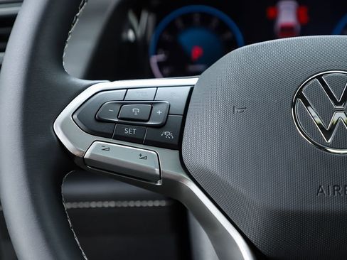 New 2026 Volkswagen Atlas Cross Sport SE image 60