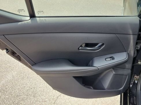 Used 2025 Nissan Sentra S FWD image 8