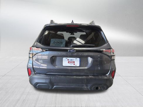 Used 2025 Subaru Forester AWD/4WD image 6