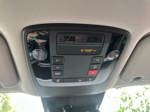 New 2026 Kia Carnival image 24