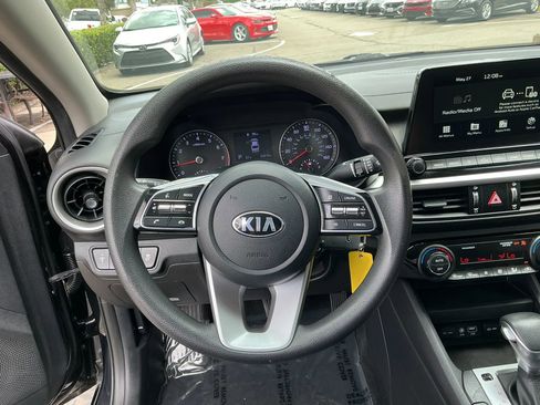 Used 2019 Kia Forte LXS FWD image 23