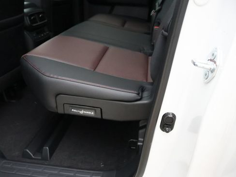 New 2026 Honda Ridgeline Black Edition image 12