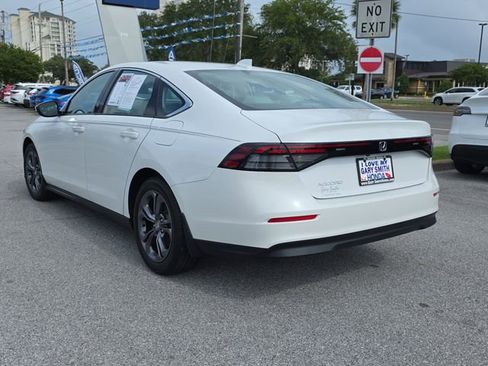 Used 2023 Honda Accord EX image 6