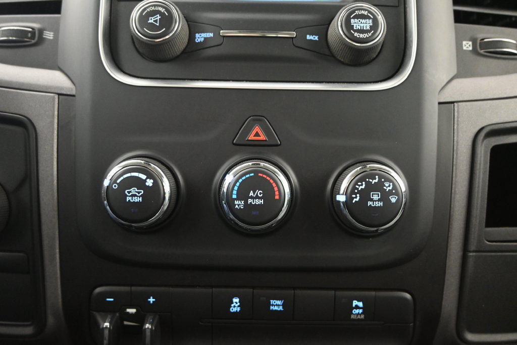 Used 2014 RAM 3500 Tradesman w/ Chrome Appearance Group AWD/4WD image 28