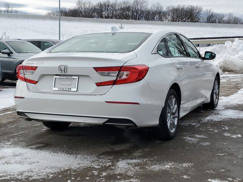 Certified 2020 Honda Accord LX image 3