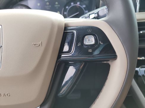 Certified 2022 Lincoln Corsair FWD image 27