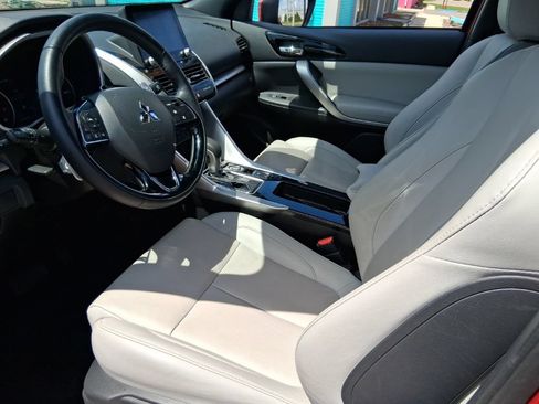 Used 2025 Mitsubishi Eclipse Cross AWD image 10