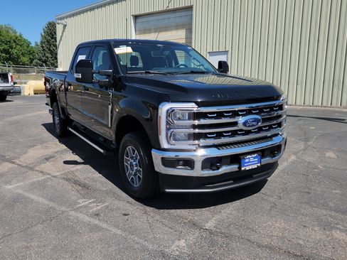Certified 2025 Ford F250 Lariat AWD/4WD image 14