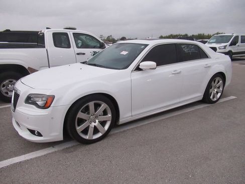 Used 2012 Chrysler 300 SRT8 w/ 19-Premium Speaker Group image 2