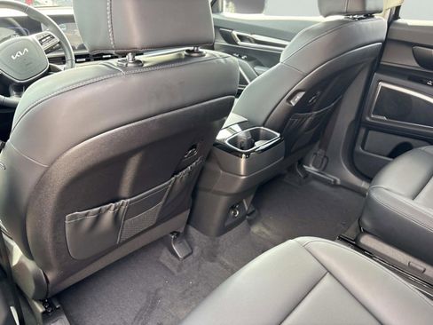 New 2025 Kia Telluride S image 23