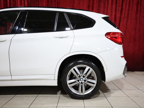 Used 2018 BMW X1 sDrive28i w/ M Sport Package FWD image 6