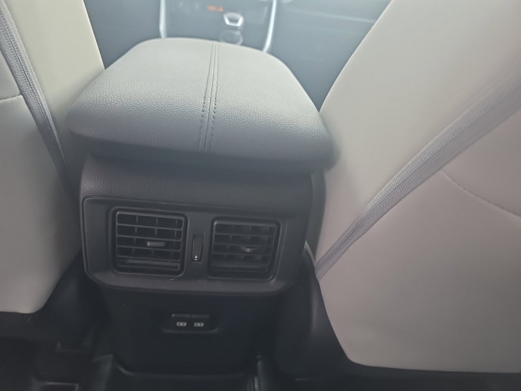 Used 2022 Toyota RAV4 XLE Premium AWD/4WD image 14
