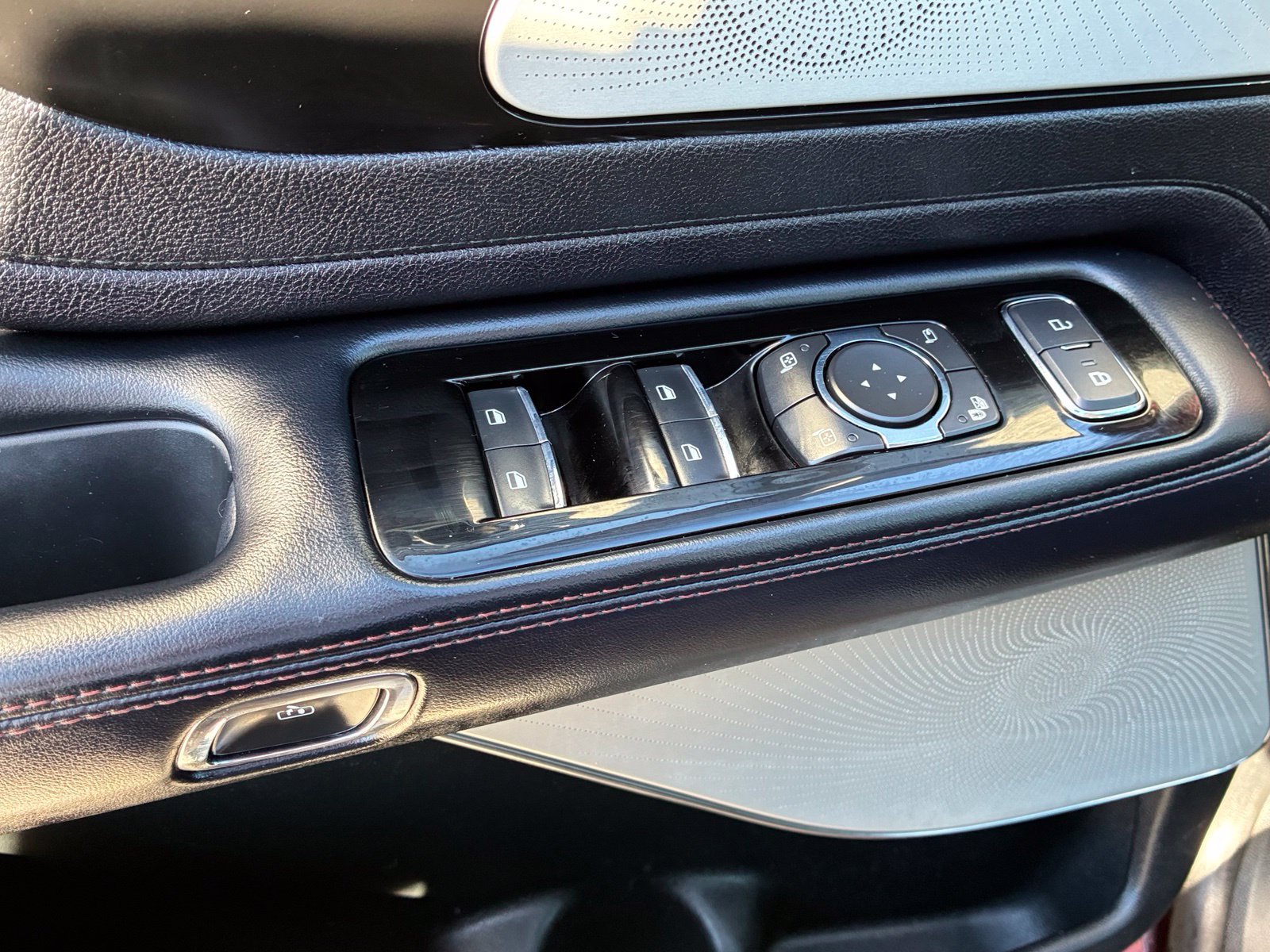 Used 2020 Lincoln Aviator Reserve w/ Equipment Group 202A AWD/4WD image 12