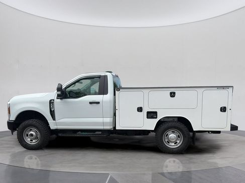 Certified 2025 Ford F350 XL w/ XL Off-Road Package AWD/4WD image 2