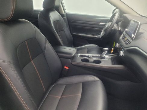 Used 2019 Nissan Altima 2.5 SR FWD image 21