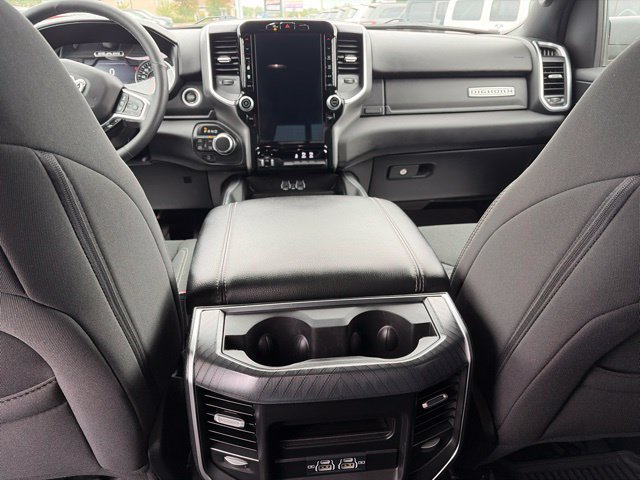 Used 2025 RAM 1500 Big Horn AWD/4WD image 12