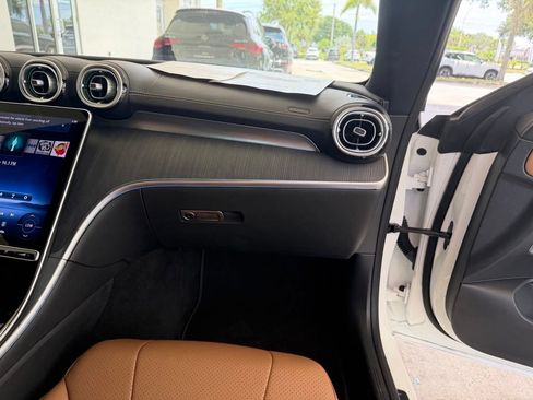 Used 2025 Mercedes-Benz CLE 300 4MATIC Coupe w/ AMG Line image 25