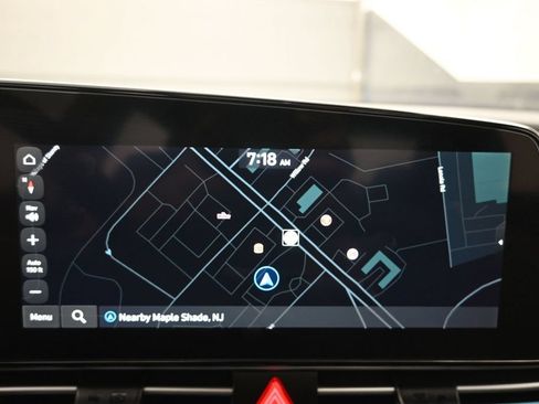 Used 2025 Hyundai Elantra SEL FWD image 14