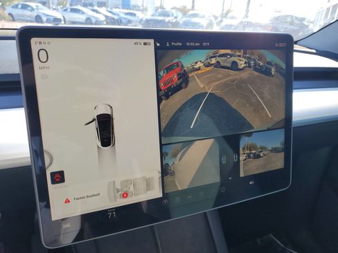 Used 2022 Tesla Model Y Long Range image 29