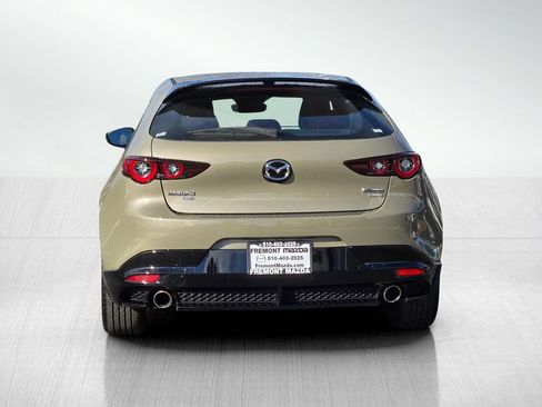 Certified 2025 MAZDA MAZDA3 Carbon w/ Appearance Package image 5