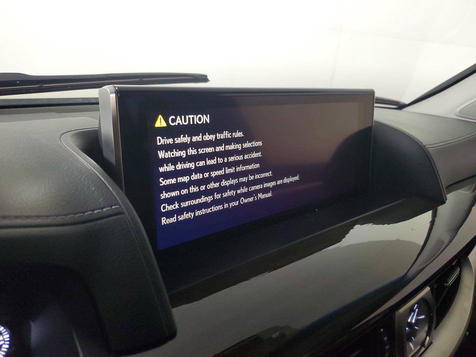 Used 2018 Lexus LX 570 4WD image 28