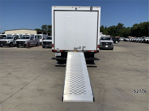 Used 2024 Chevrolet Express 3500 w/ Power Convenience Package RWD image 11