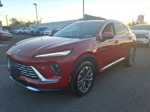 Certified 2025 Buick Envision Preferred image 8