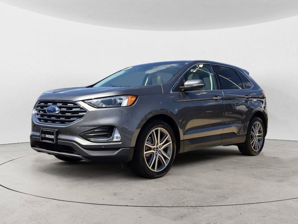 Certified 2022 Ford Edge Titanium AWD/4WD image 7