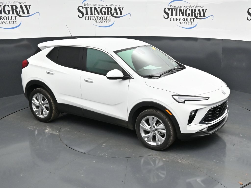 Used 2024 Buick Encore GX Preferred w/ Comfort Package FWD image 18