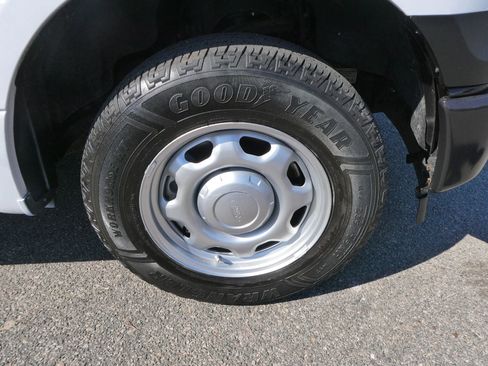 Used 2017 Ford F150 XL image 22