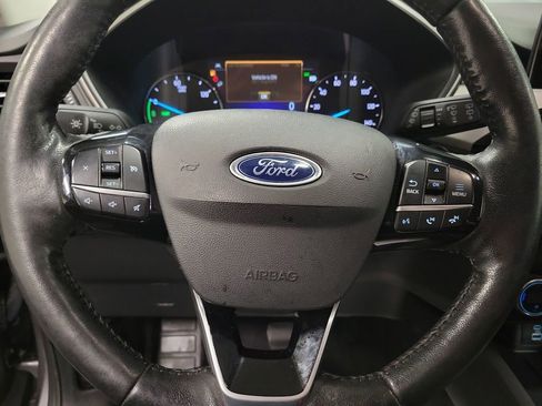 Used 2021 Ford Escape SEL image 18