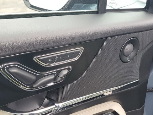 New 2026 Lincoln Corsair Grand Touring image 9