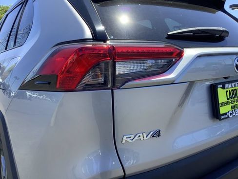 Used 2022 Toyota RAV4 LE AWD/4WD image 42