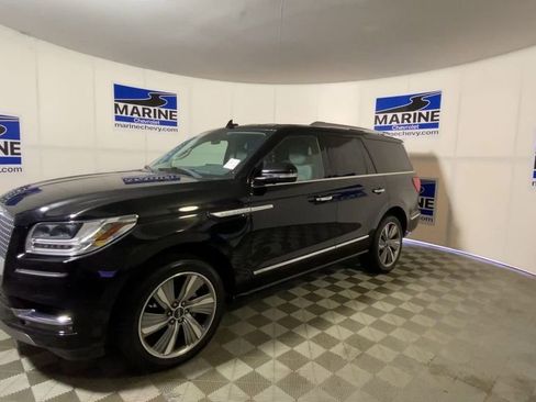 Used 2018 Lincoln Navigator Select AWD/4WD image 6