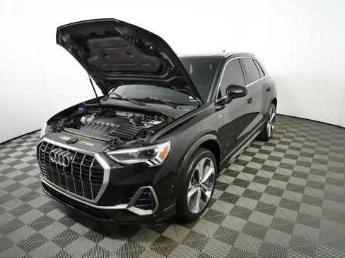 Used 2021 Audi Q3 2.0T Premium Plus w/ Premium Plus Package AWD/4WD image 31