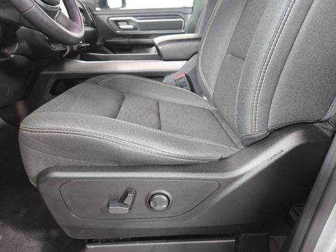 Certified 2025 RAM 1500 Big Horn AWD/4WD image 31