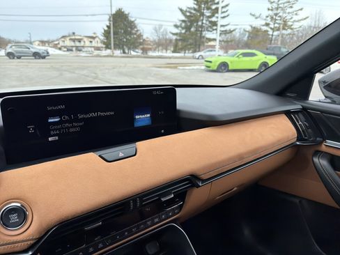 Certified 2025 MAZDA CX-70 3.3 Turbo S w/ Premium Plus image 42