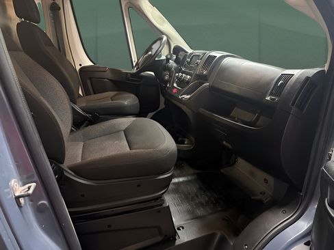 Used 2018 RAM ProMaster 2500 FWD image 13