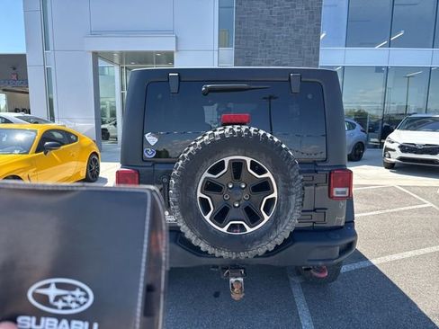 Used 2016 Jeep Wrangler Unlimited Rubicon AWD/4WD image 6